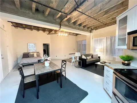 312 W 5th Street #609