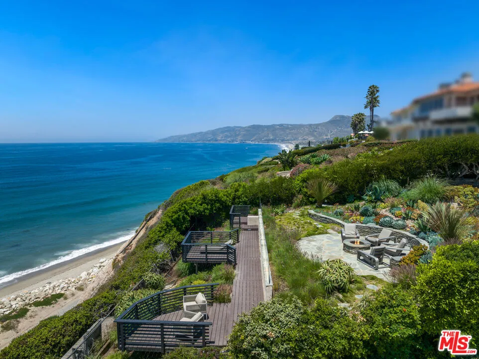 7089 Birdview Avenue Malibu, CA 90265