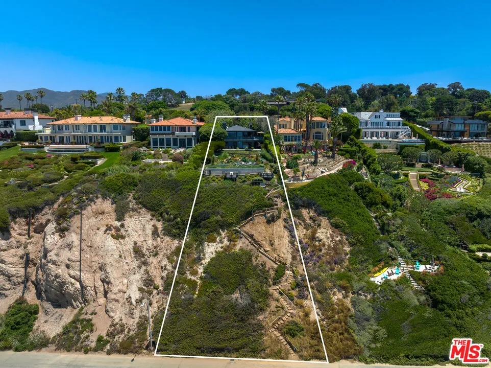 7089 Birdview Avenue Malibu, CA 90265
