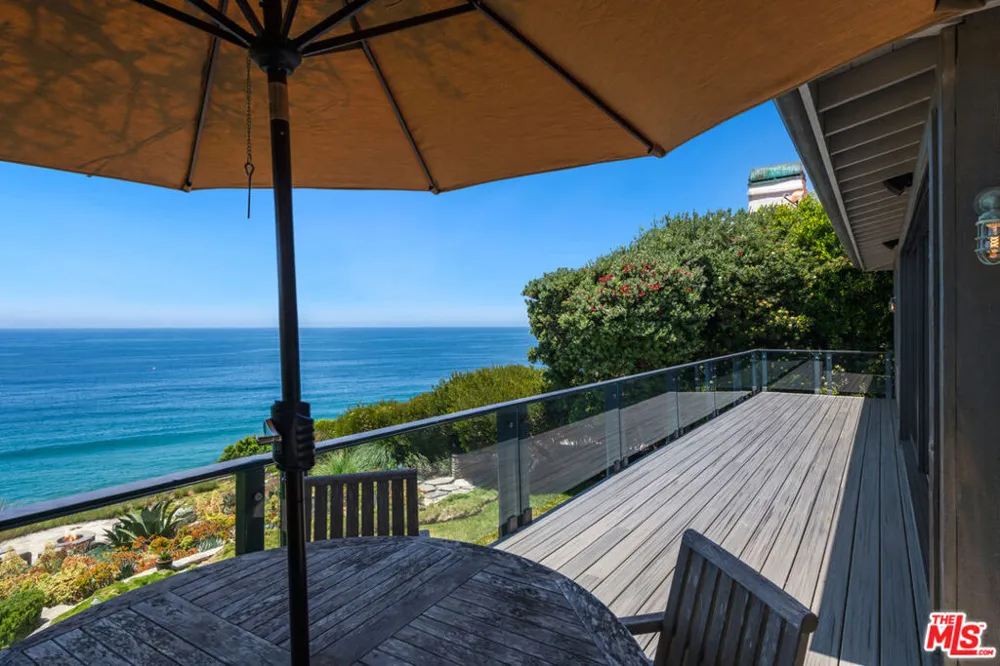 7089 Birdview Avenue Malibu, CA 90265