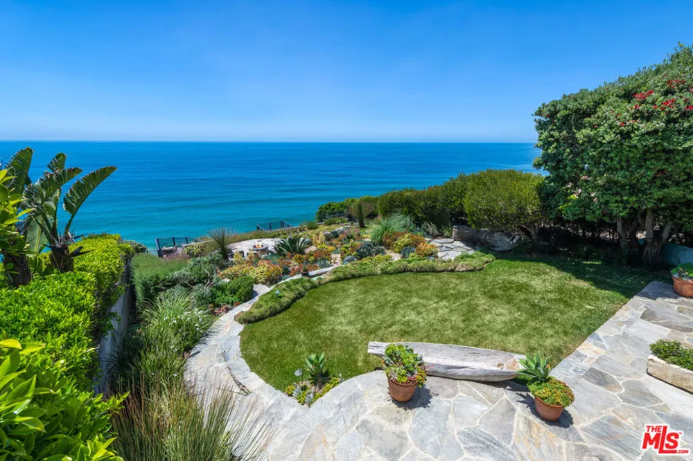7089 Birdview Avenue Malibu, CA 90265