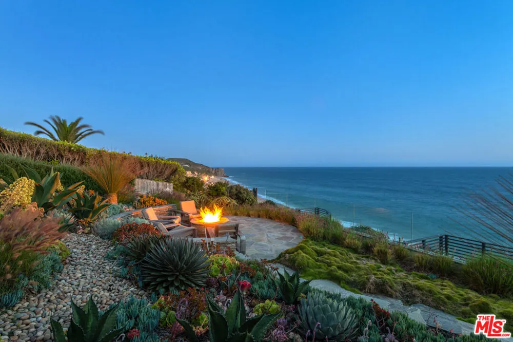 7089 Birdview Avenue Malibu, CA 90265