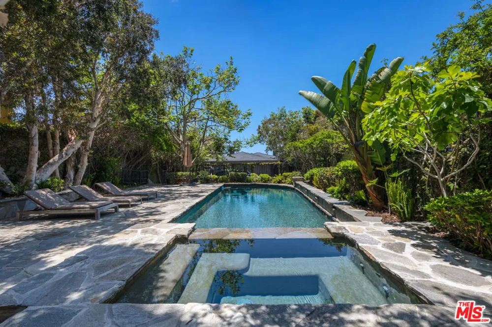 7089 Birdview Avenue Malibu, CA 90265