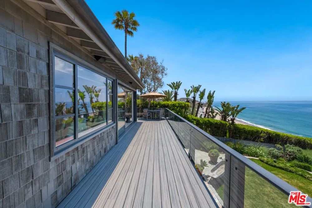 7089 Birdview Avenue Malibu, CA 90265