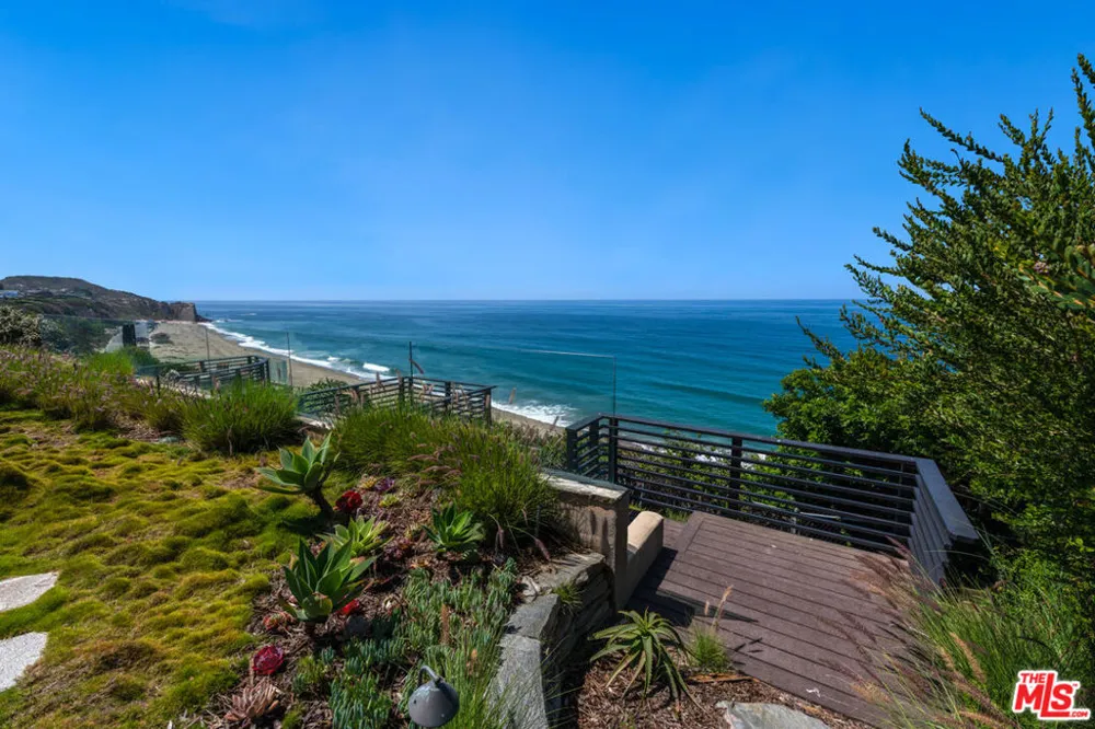 7089 Birdview Avenue Malibu, CA 90265