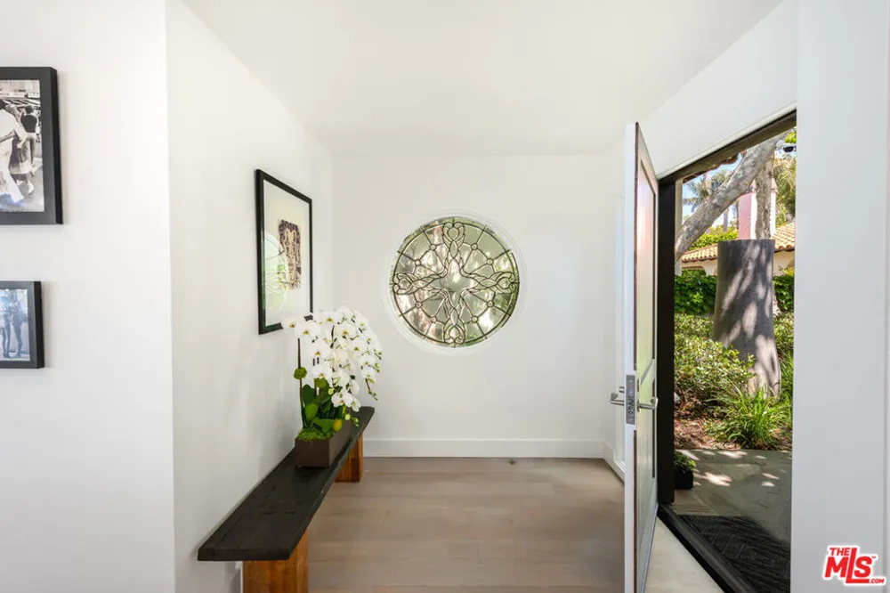 7089 Birdview Avenue Malibu, CA 90265