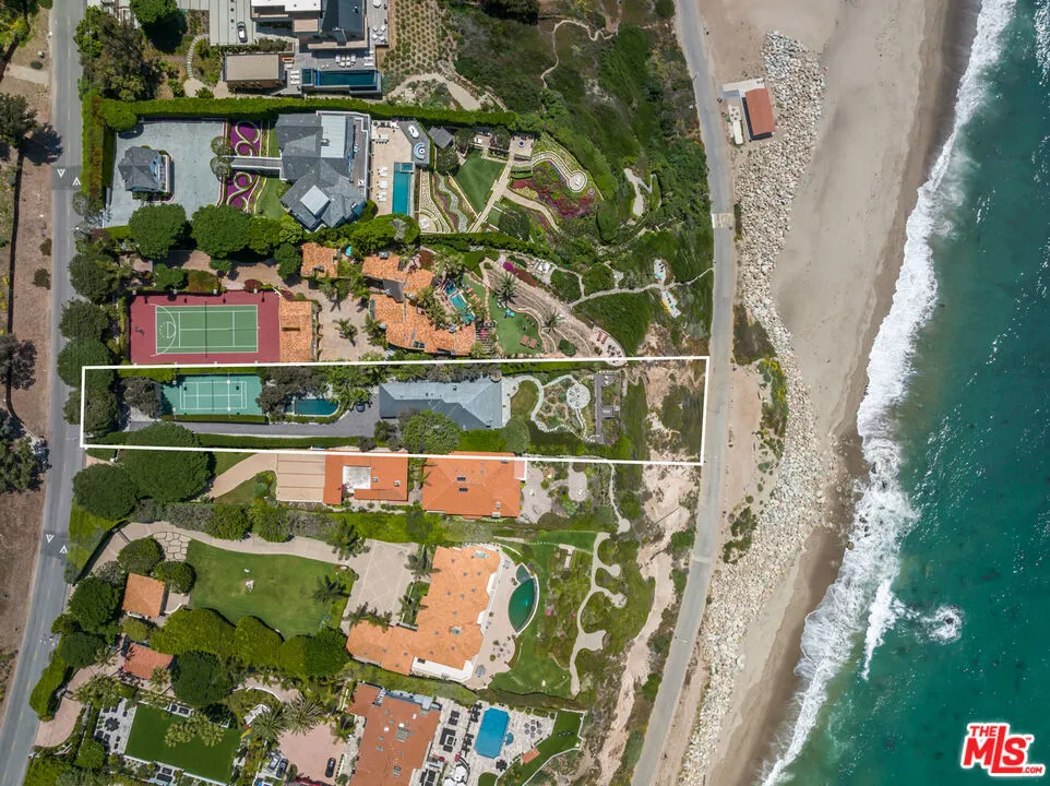 7089 Birdview Avenue Malibu, CA 90265