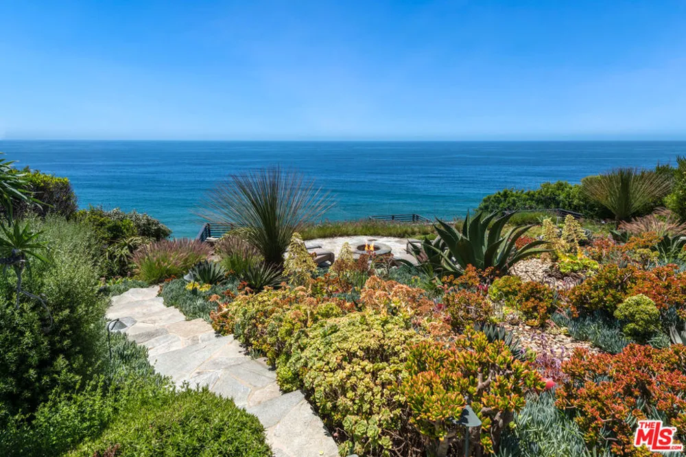7089 Birdview Avenue Malibu, CA 90265