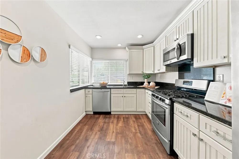 2536 Coventry Fullerton, CA 92833