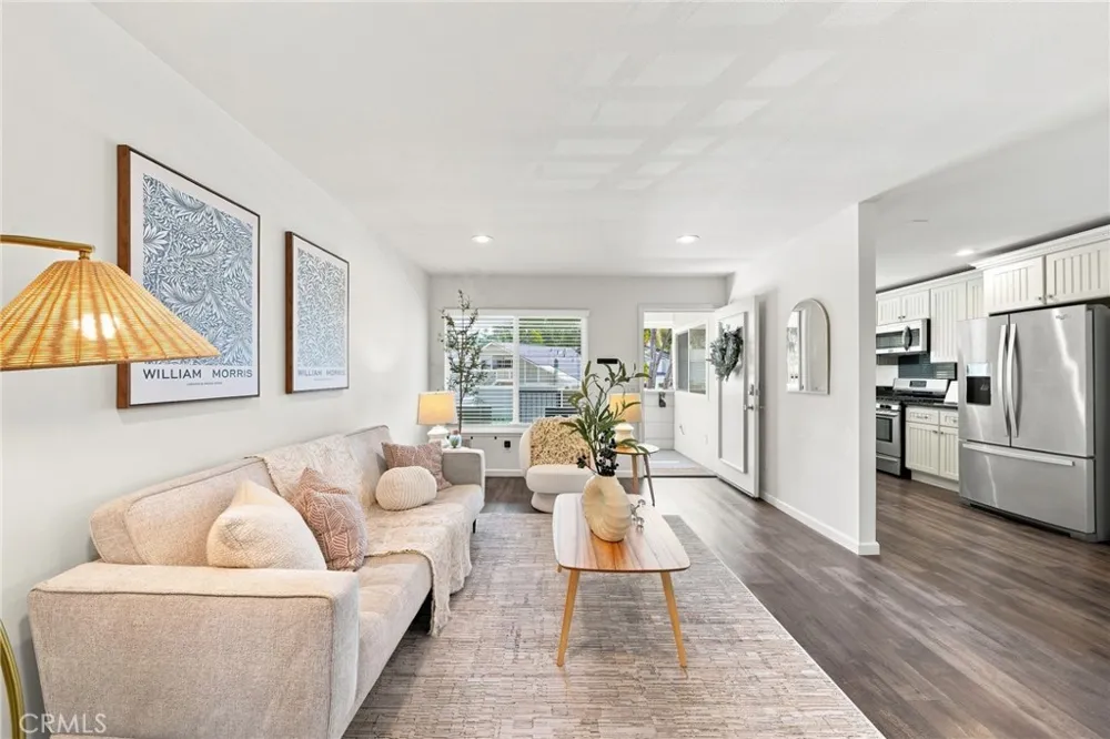 2536 Coventry Fullerton, CA 92833
