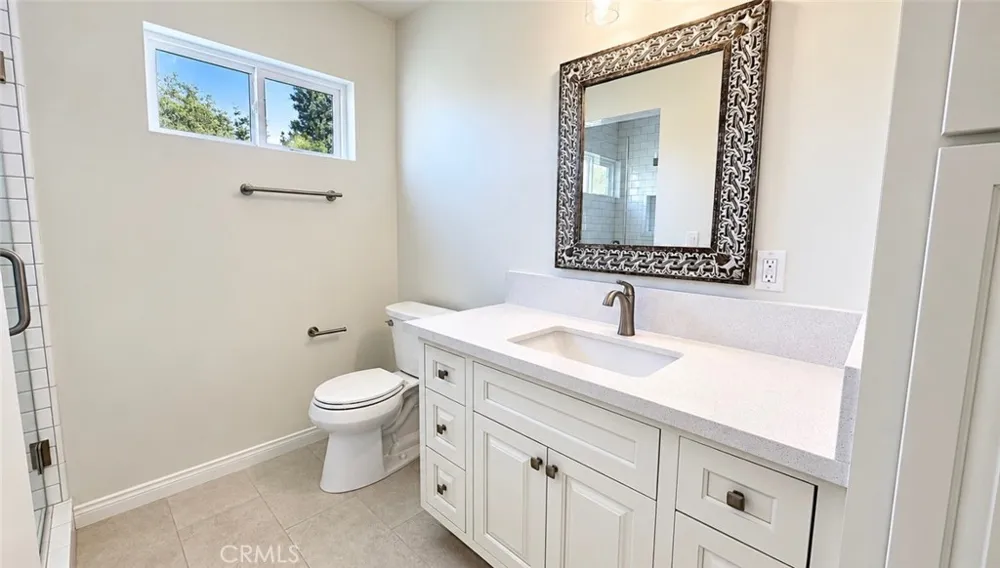 6016 Lake Lindero #A Agoura Hills, CA 91301