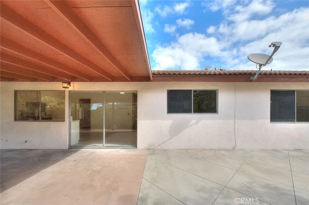10702 Andy Cerritos, CA 90703