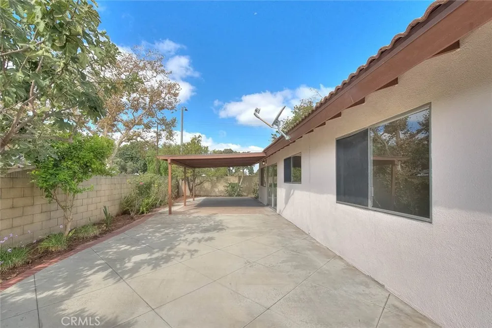 10702 Andy Cerritos, CA 90703