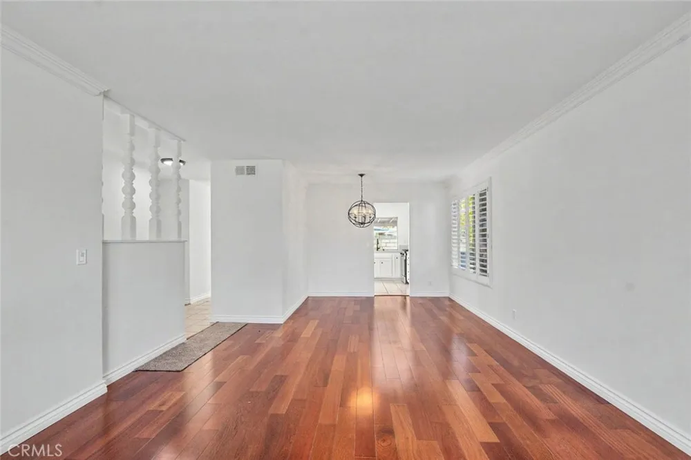 10702 Andy Cerritos, CA 90703