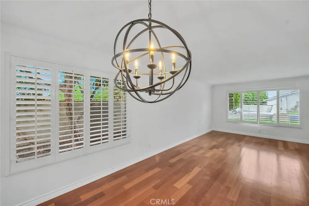 10702 Andy Cerritos, CA 90703