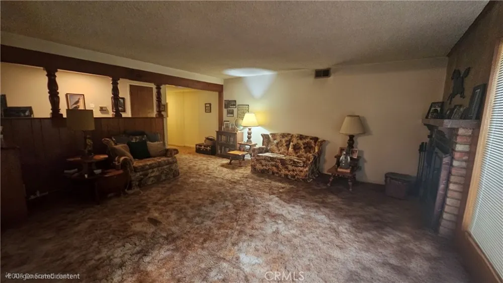 23218 8th Newhall, CA 91321