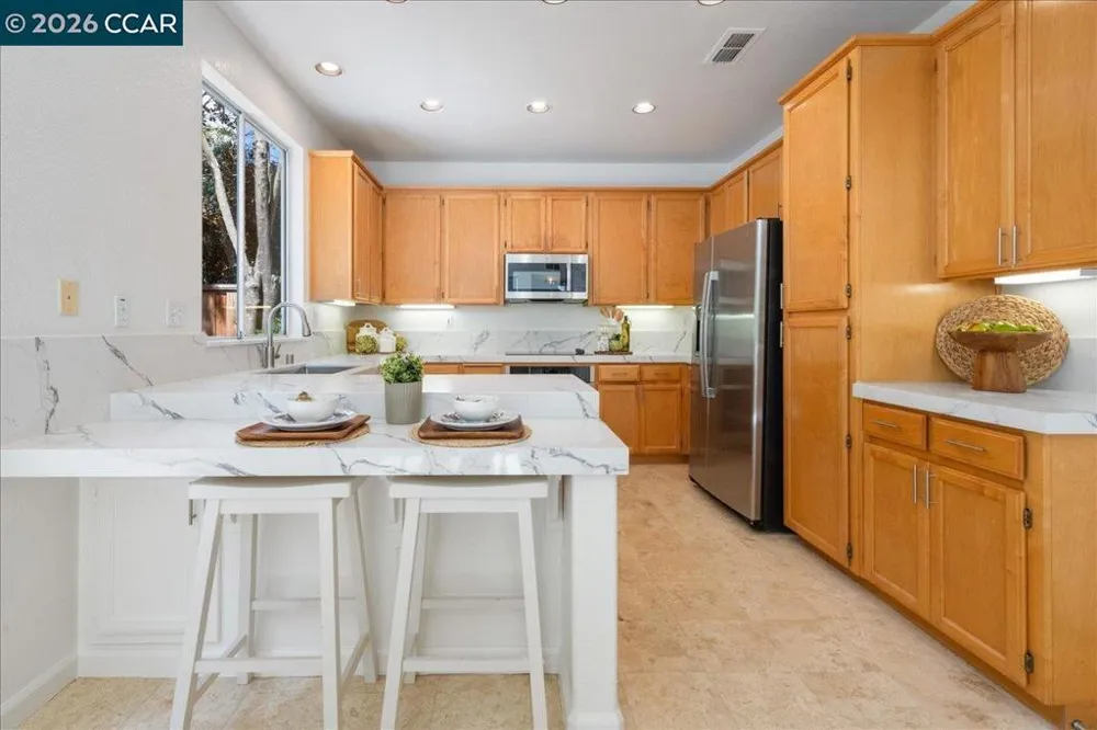 97 Elmwood Dr San Ramon, CA 94583