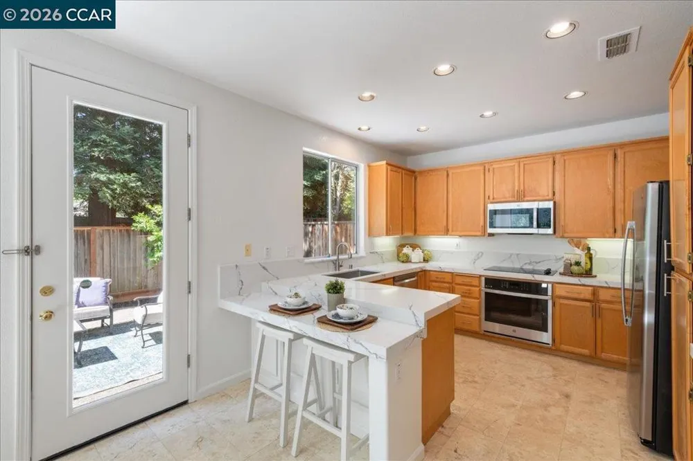 97 Elmwood Dr San Ramon, CA 94583