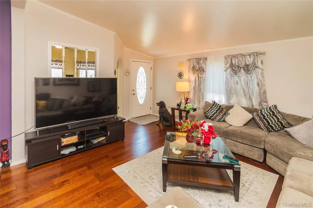 19 Biscayne Blvd Poughkeepsie, NY 12603