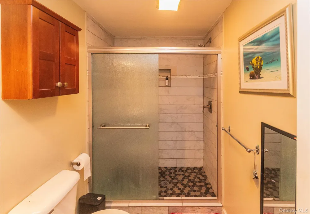 19 Biscayne Blvd Poughkeepsie, NY 12603