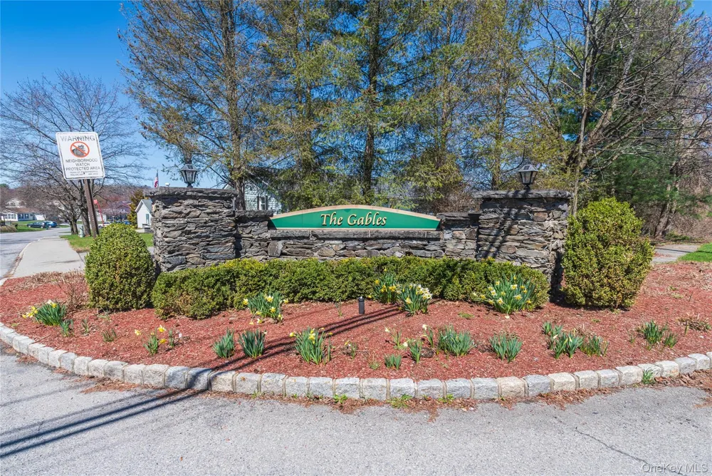 19 Biscayne Blvd Poughkeepsie, NY 12603