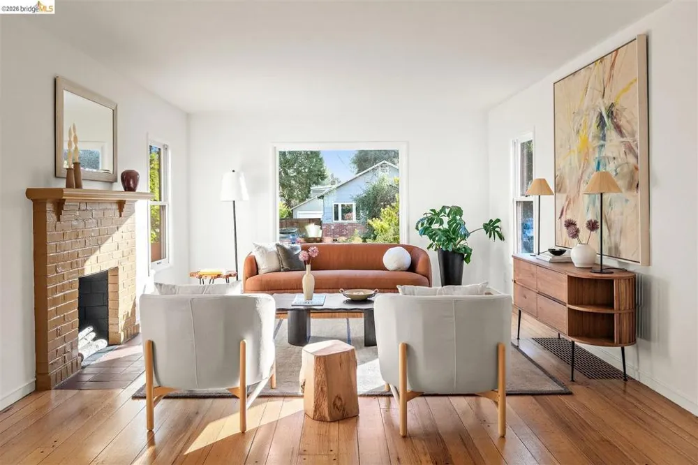 3044 Dakota St Oakland, CA 94602