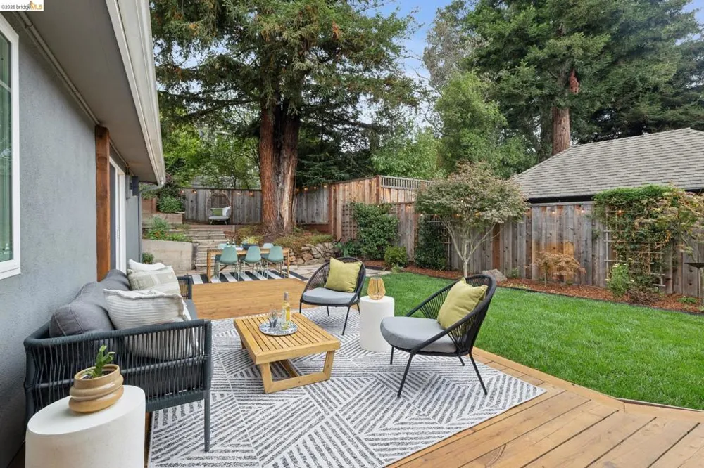 626 Caldwell Rd Oakland, CA 94611