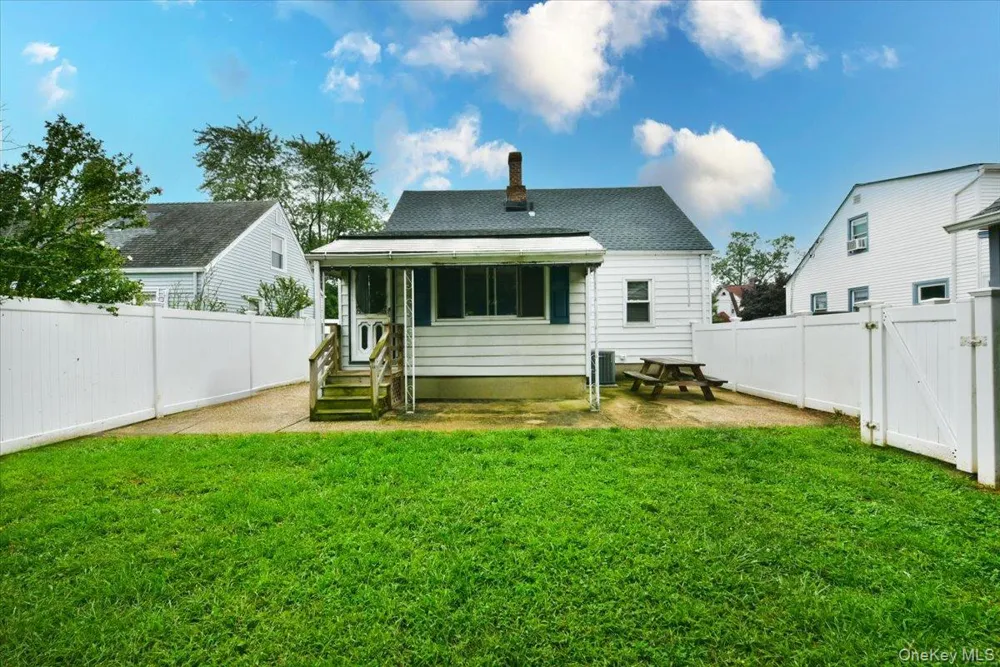 235 Madison Avenue Oceanside, NY 11572