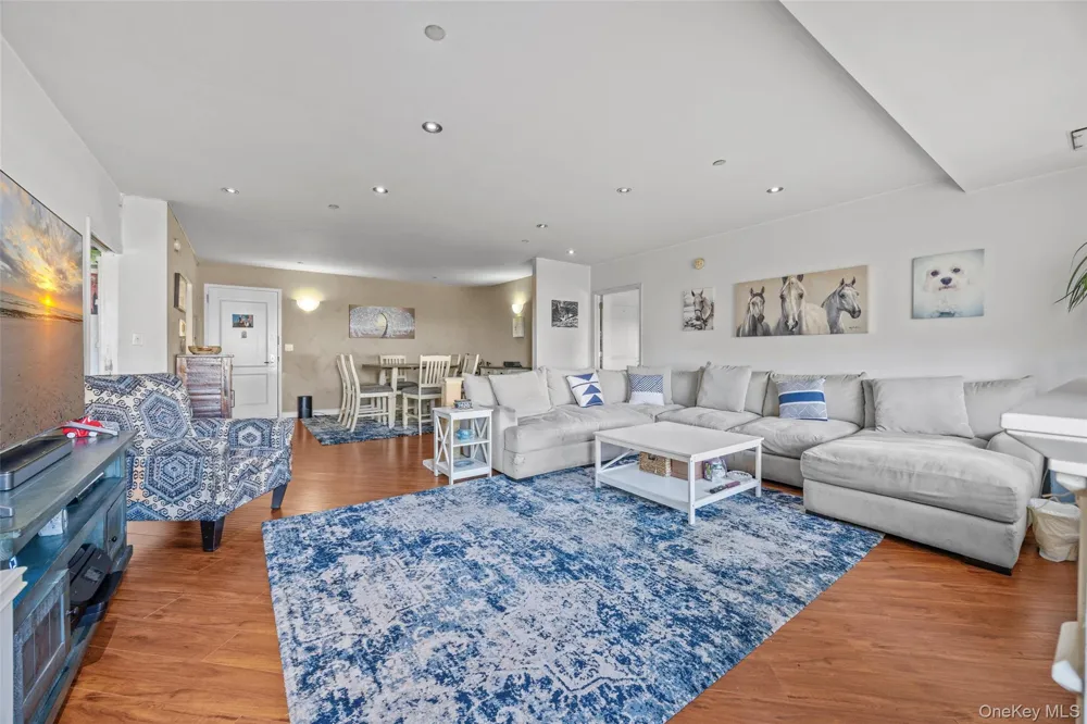 136 Beach 117th Street #2H Rockaway Park, NY 11694