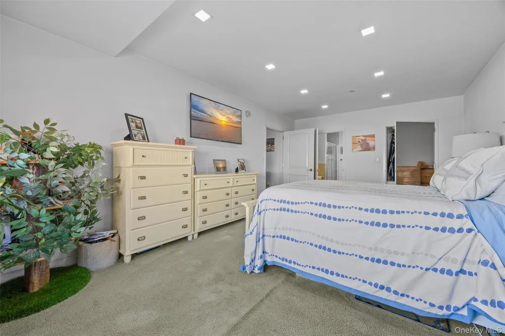136 Beach 117th Street #2H Rockaway Park, NY 11694