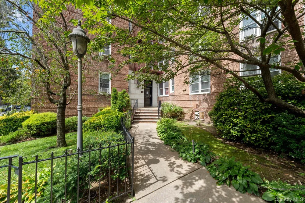 88-01 35th Avenue #3G Jackson Heights, NY 11372