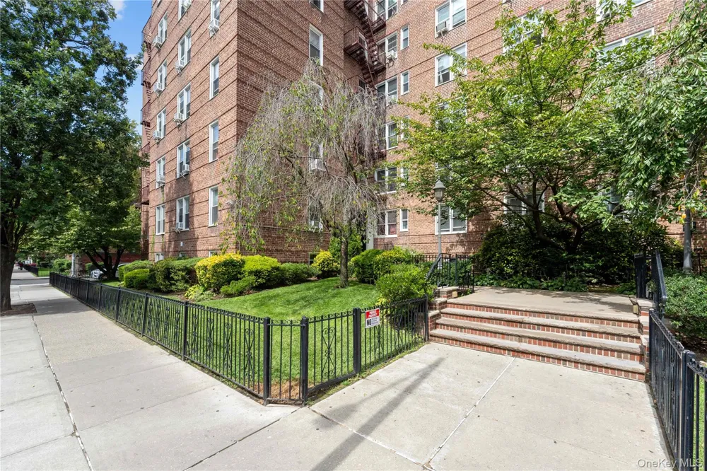 88-01 35th Avenue #3G Jackson Heights, NY 11372