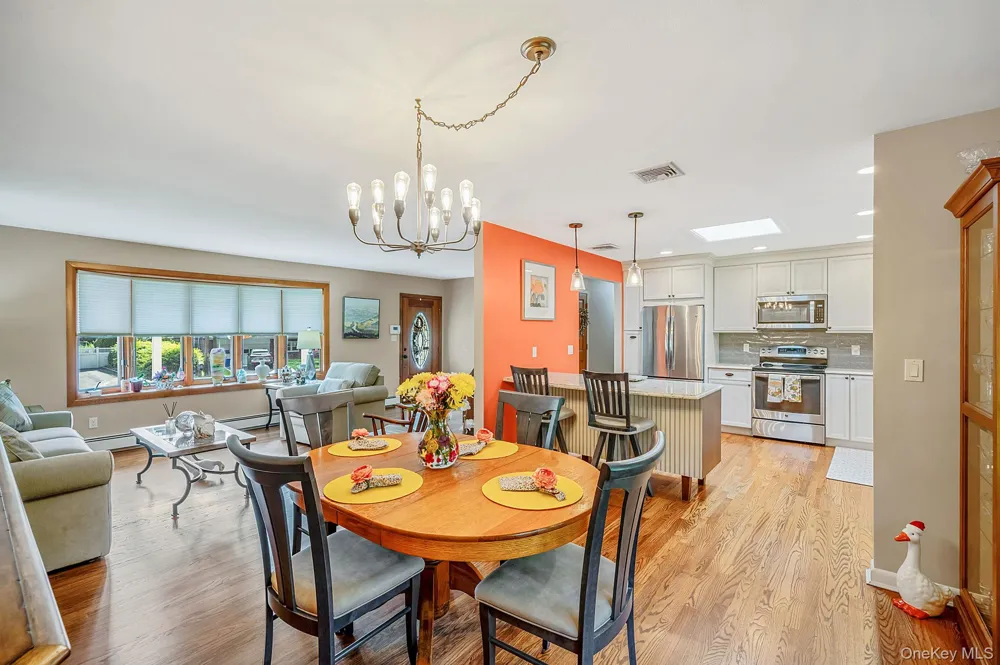 46 Marbeth Circle Miller Place, NY 11764
