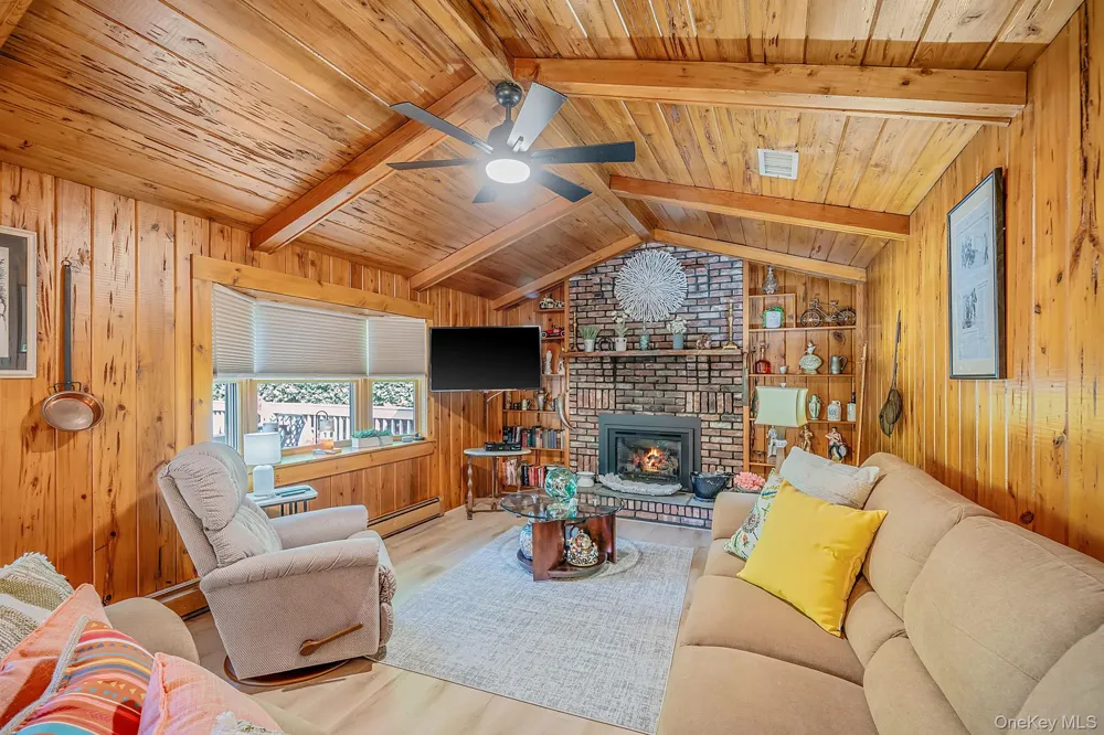 46 Marbeth Circle Miller Place, NY 11764