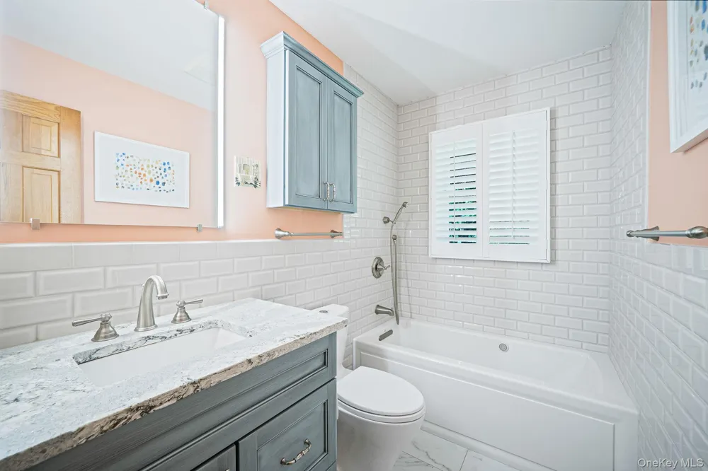46 Marbeth Circle Miller Place, NY 11764