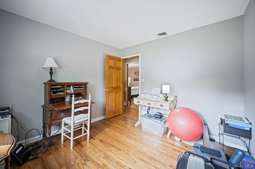 46 Marbeth Circle Miller Place, NY 11764