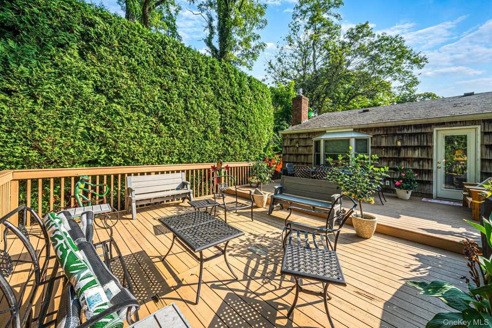 46 Marbeth Circle Miller Place, NY 11764