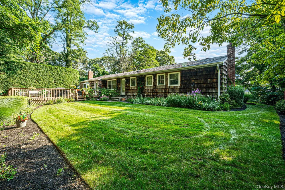 46 Marbeth Circle Miller Place, NY 11764