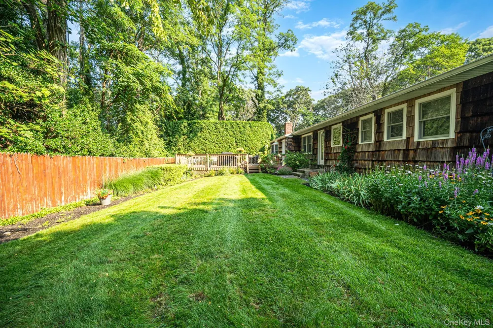 46 Marbeth Circle Miller Place, NY 11764