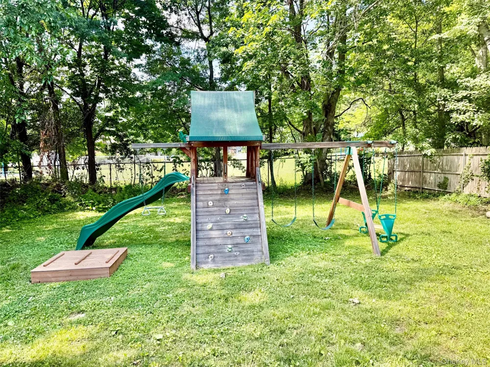 18 Webster Avenue Harrison, NY 10528