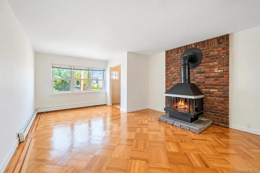 32-19 201st Street Bayside, NY 11361