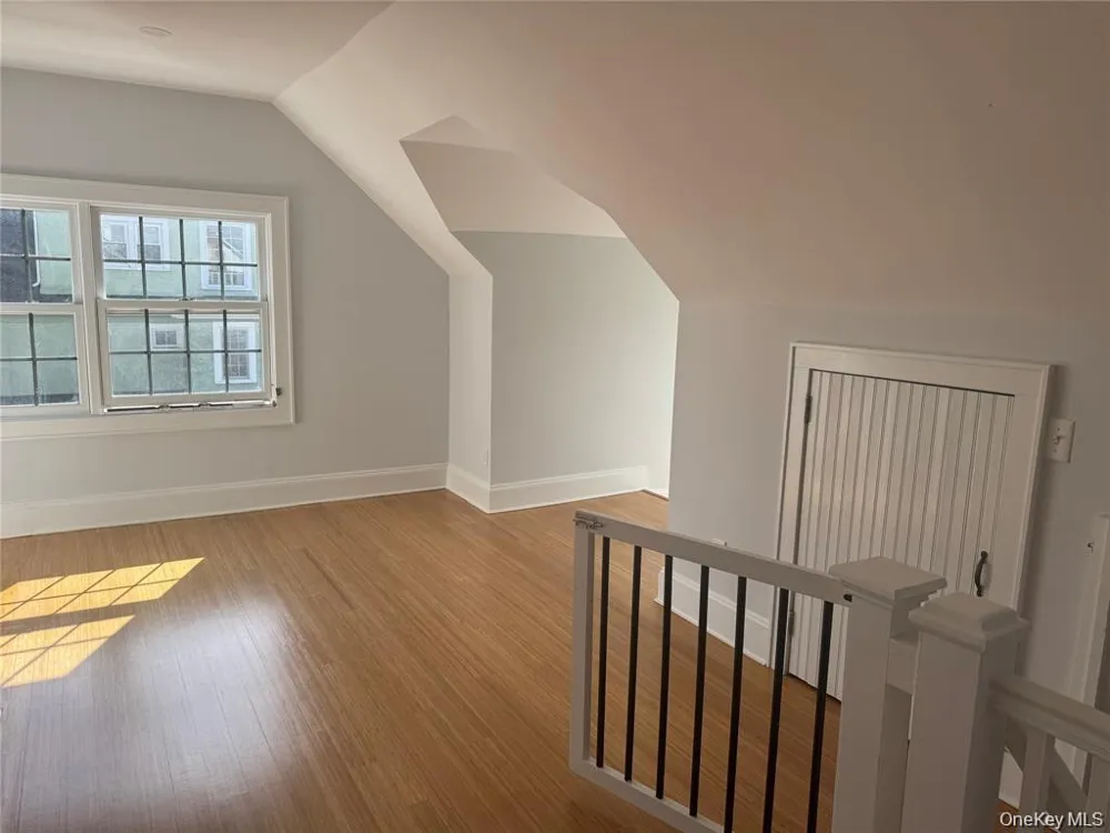 46 Clayton Avenue East Atlantic Beach, NY 11561