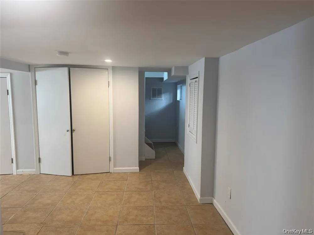 46 Clayton Avenue East Atlantic Beach, NY 11561