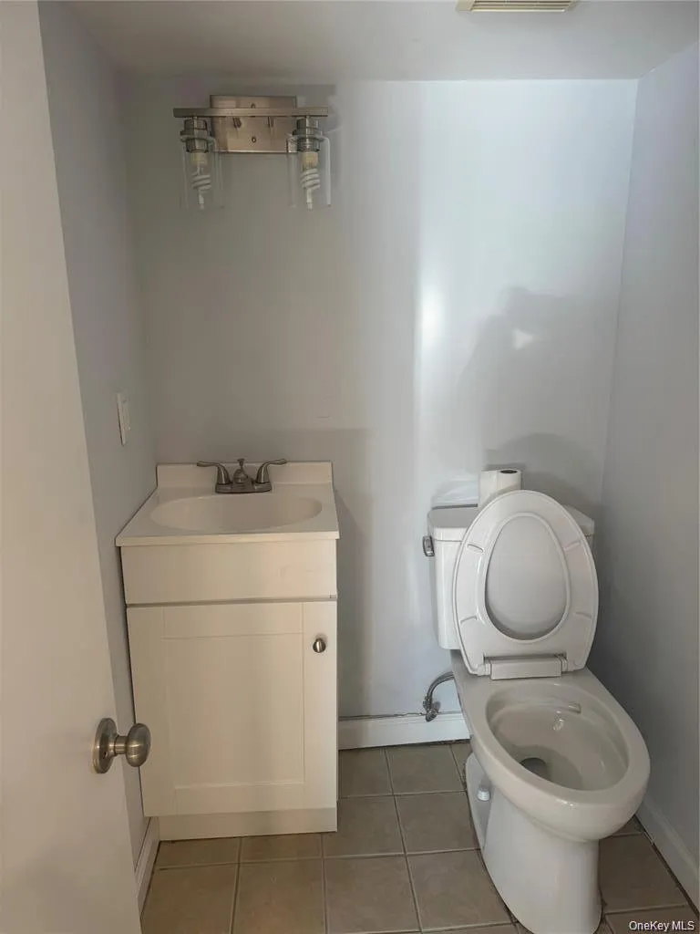 46 Clayton Avenue East Atlantic Beach, NY 11561