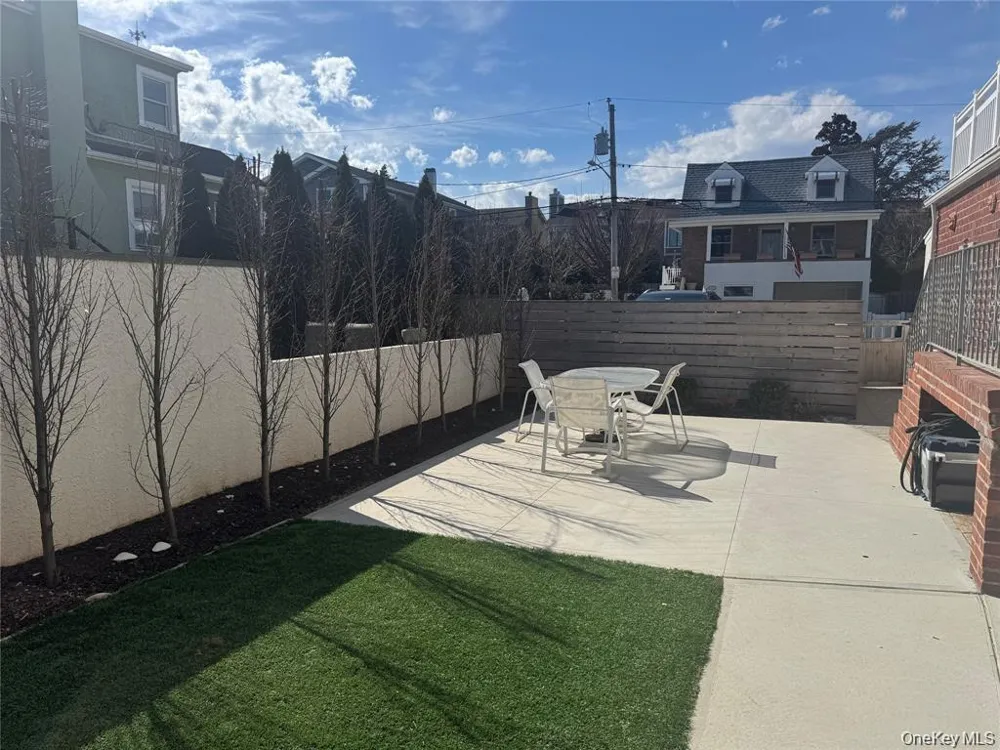 46 Clayton Avenue East Atlantic Beach, NY 11561