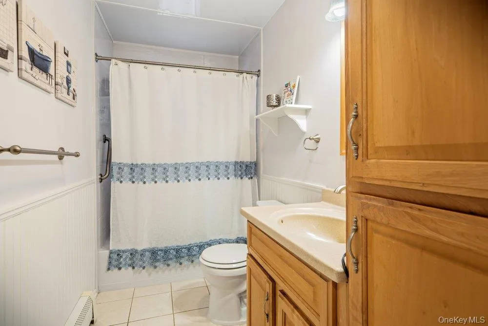 107 Avenue A Holbrook, NY 11741