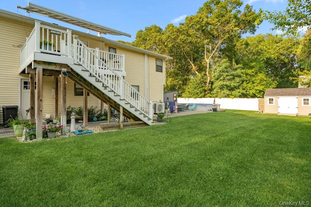 107 Avenue A Holbrook, NY 11741