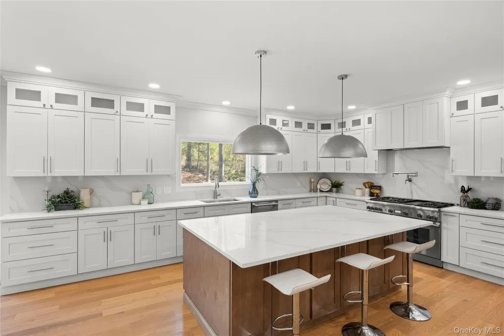 206 Beverly Road Huntington Station, NY 11746