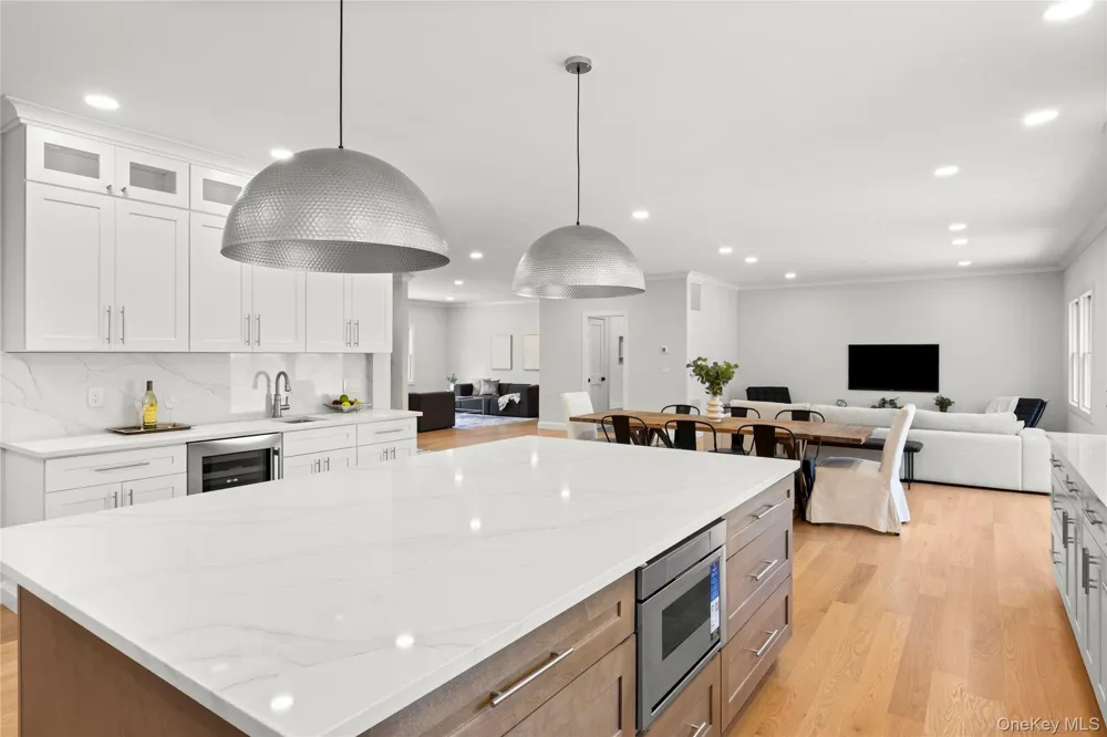 206 Beverly Road Huntington Station, NY 11746