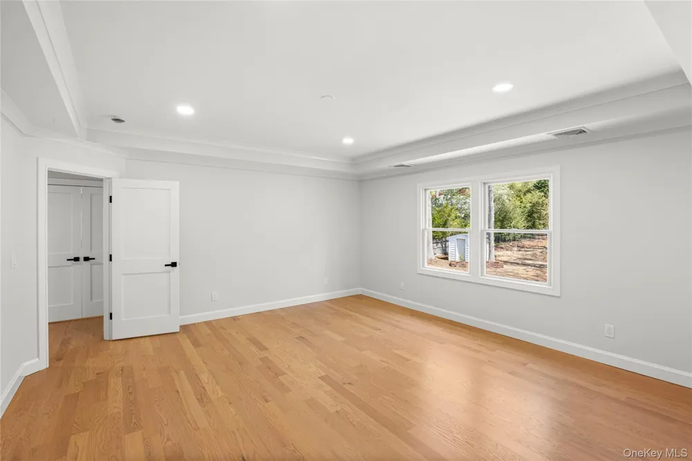 206 Beverly Road Huntington Station, NY 11746